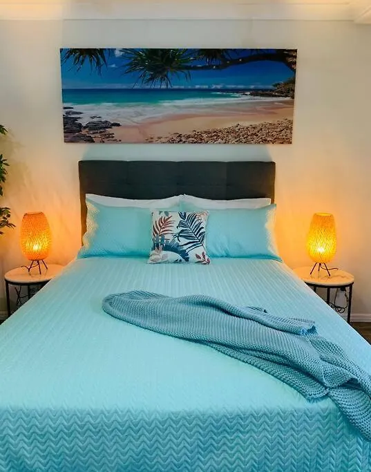 Paradise Island Resort & Gardens - Gold Coast Surfers Paradise